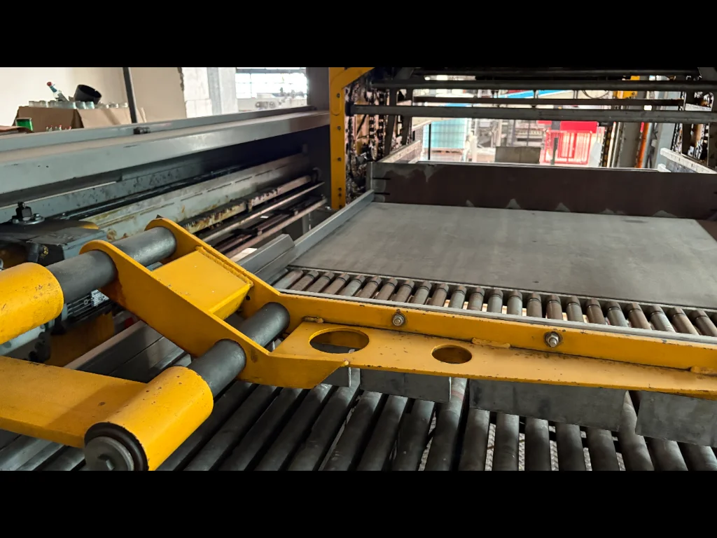 Complete used CSD Glass line - 12000bph - Image 11