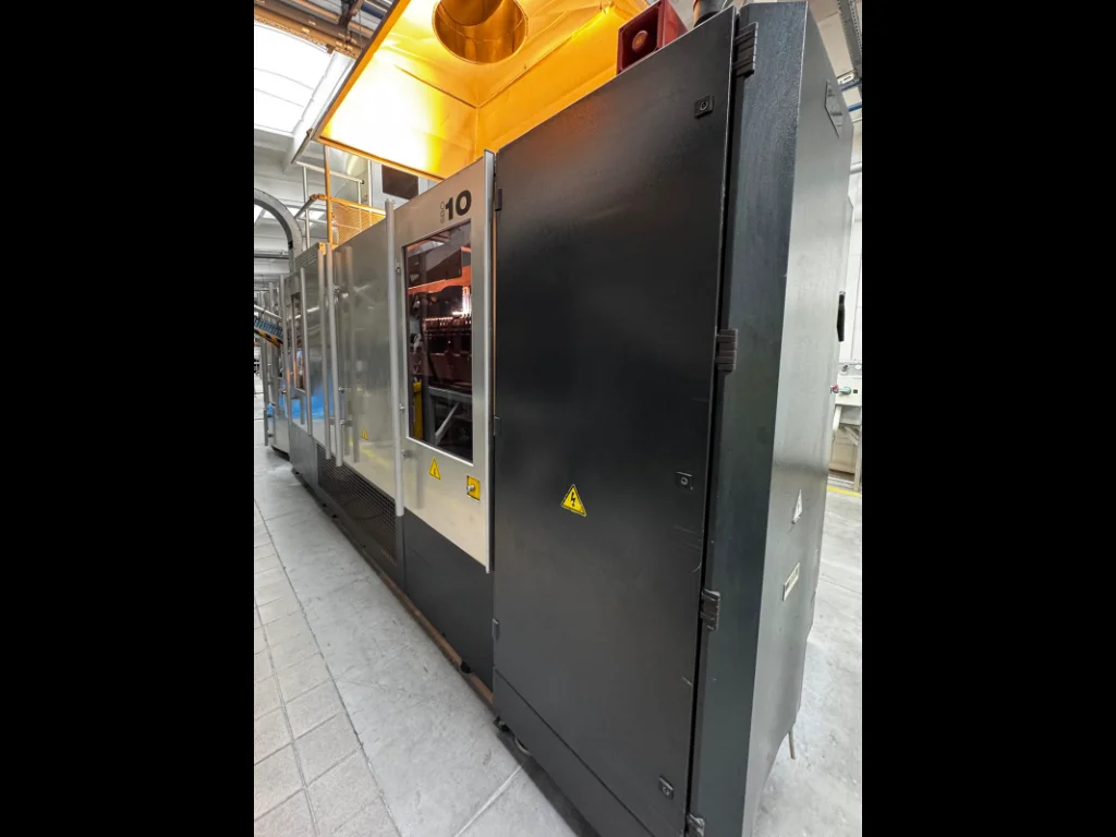 Used Sameto Technifil complete water bottling line for PET bottles year 2010 - 16,000BPH - Image 36