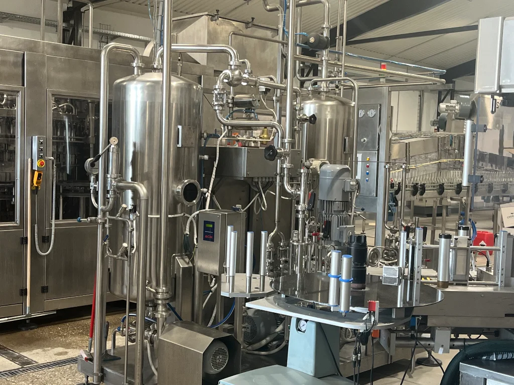 Used complete bottling line for CSD in PET and glass - 8000 bph