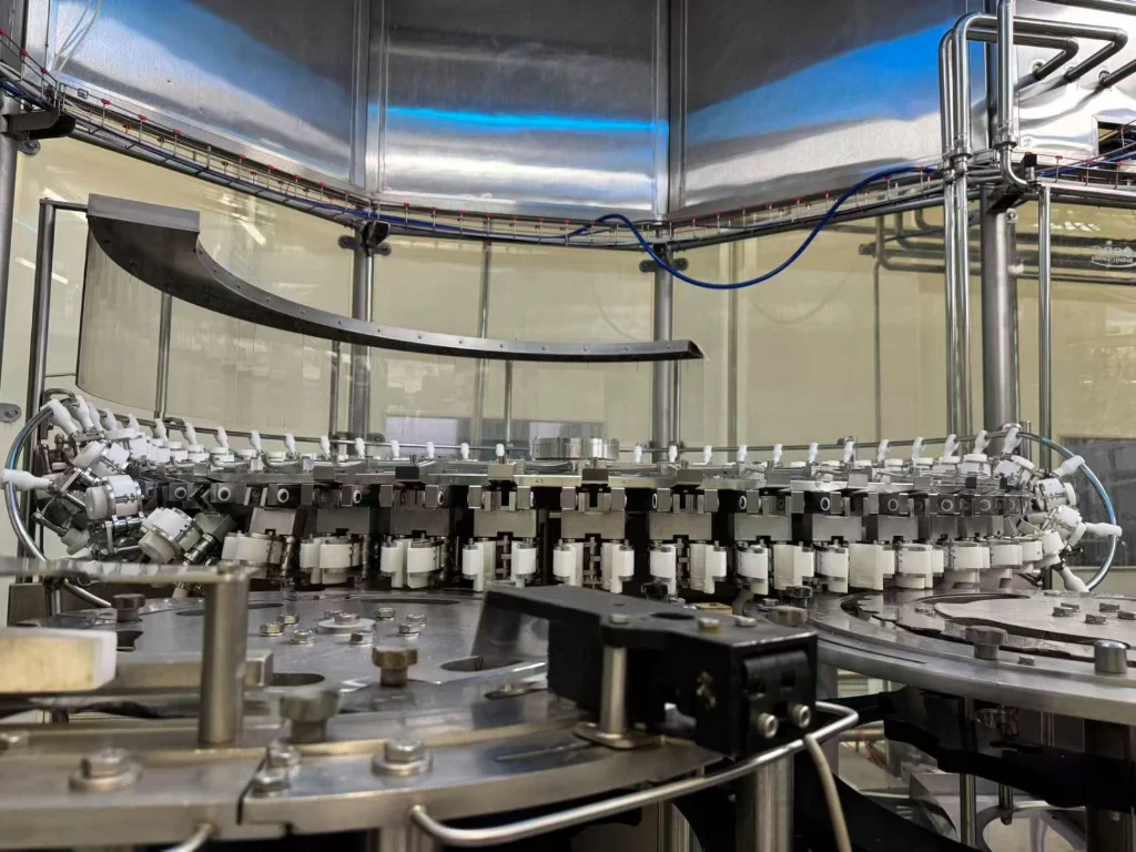 Used Coplit Filing Line Used complete hot filling line Krones - 24000 BPH