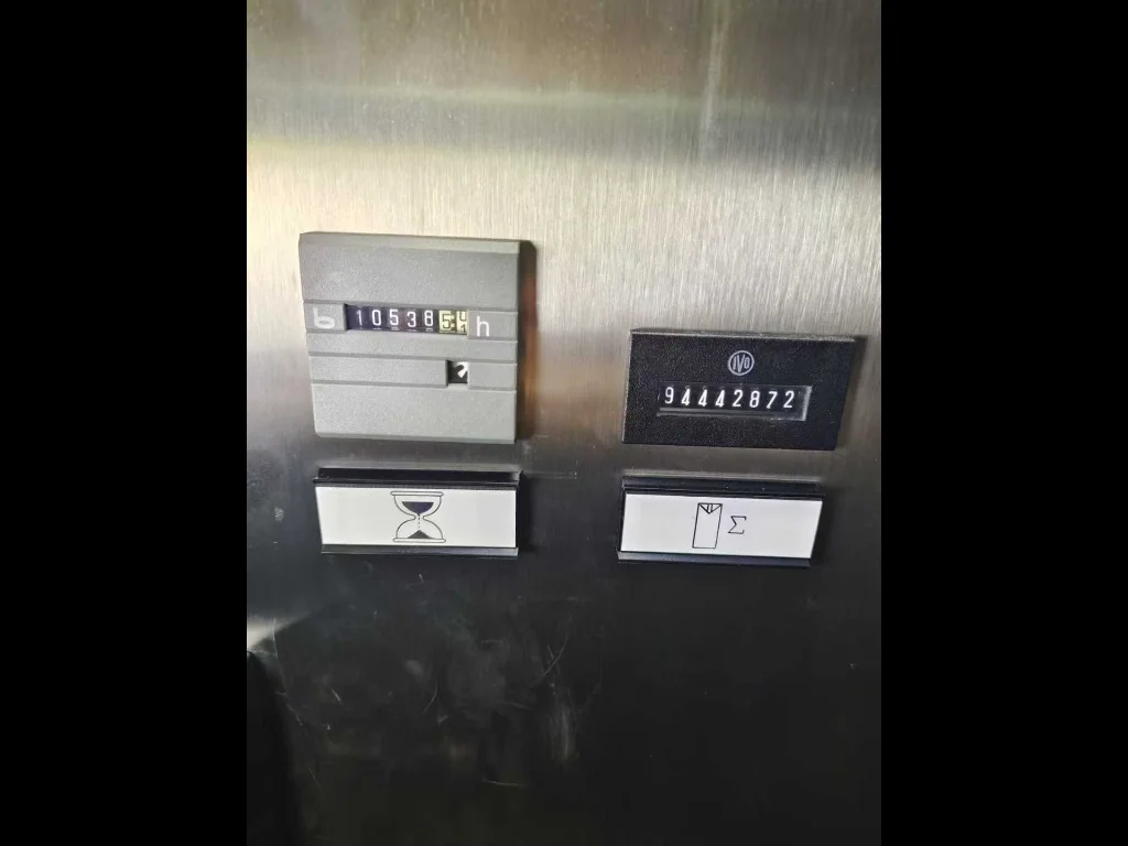 Used filling machine Tetra Pak A3 Compact Flex 300V - 9000 bph - Image 4