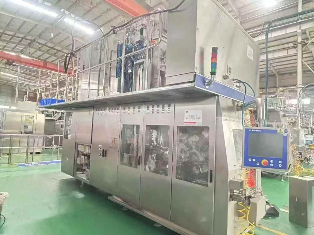 Used filling machine Tetra Pak A3 Compact Flex 300V - 9000 bph - Image 6