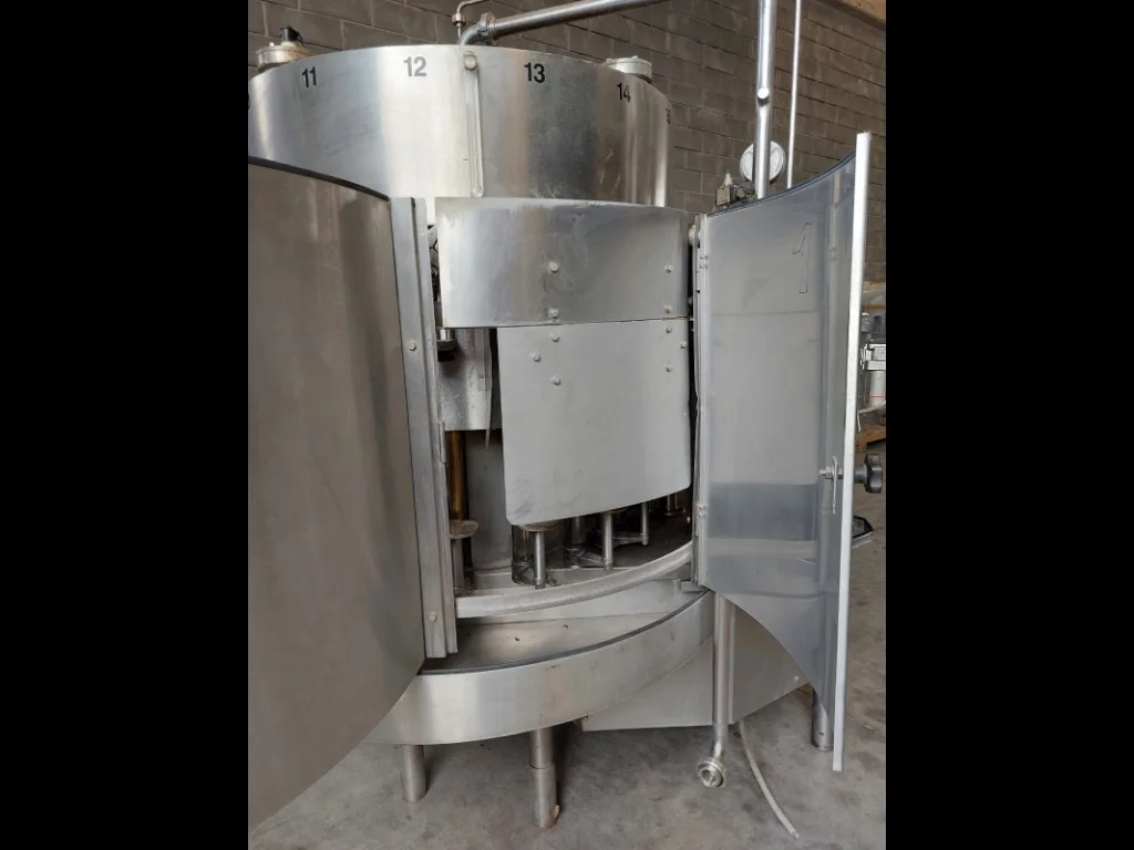 Used Vir Mauri MUTINA 16 isobaric filling machine