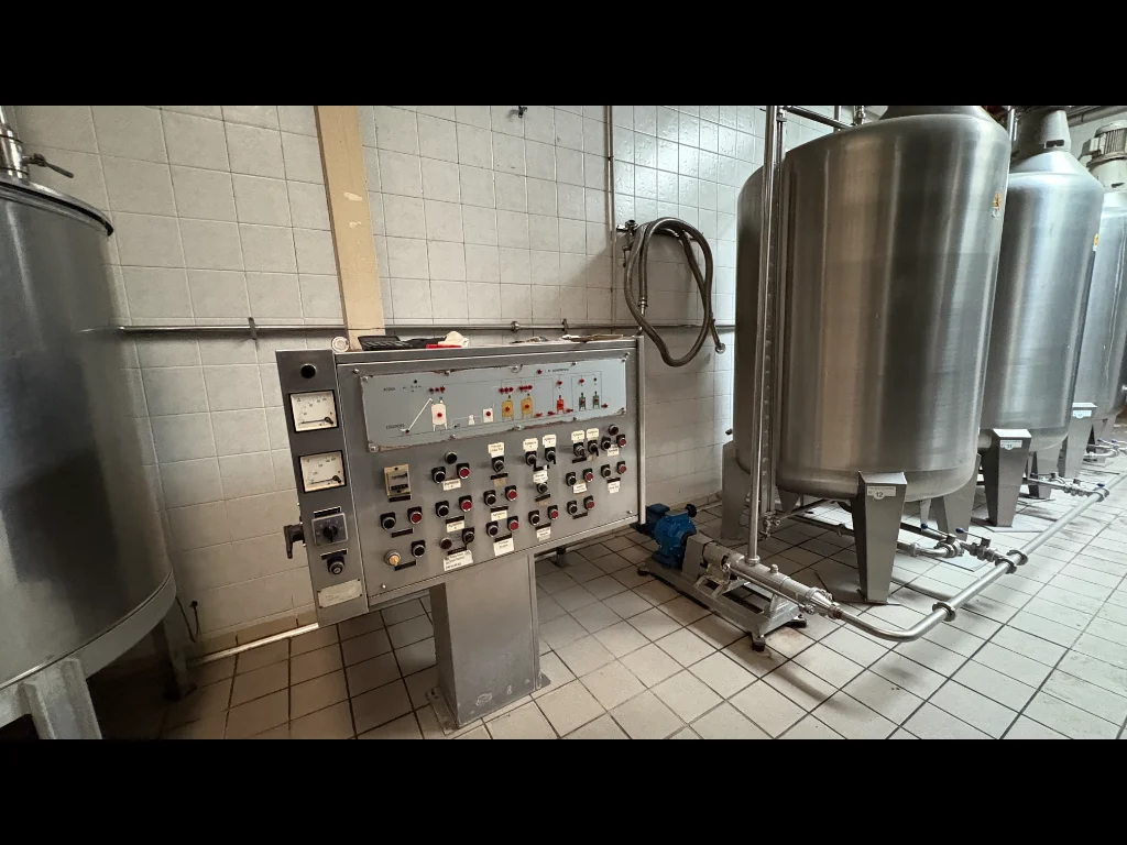 Used syrup room with pasteurizer Alfa Laval - Image 3